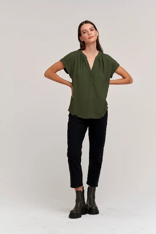 KRISTIN HALF-PLACKET BLOUSE Casual Button Blouse