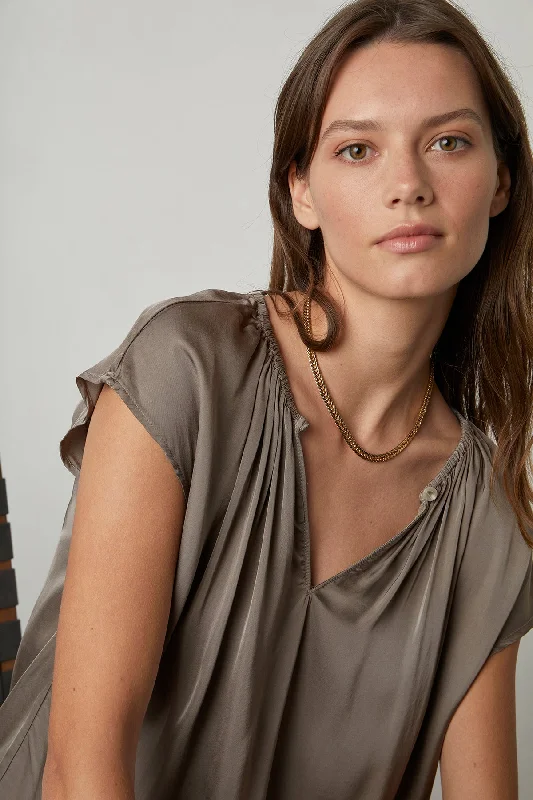ODETTE CAP SLEEVE BLOUSE Delicate Bow Blouse