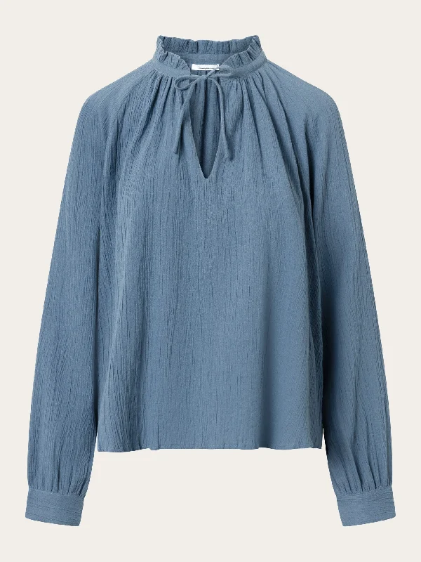 Stand ruffle collar A-shape blouse - China Blue Puff Sleeve Blouse