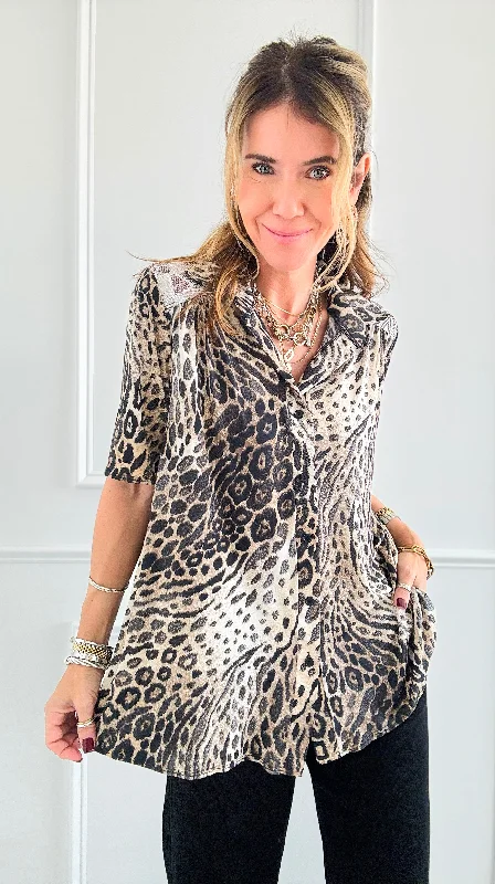 Wild Button-Down Blouse Chic Ruffle Blouse