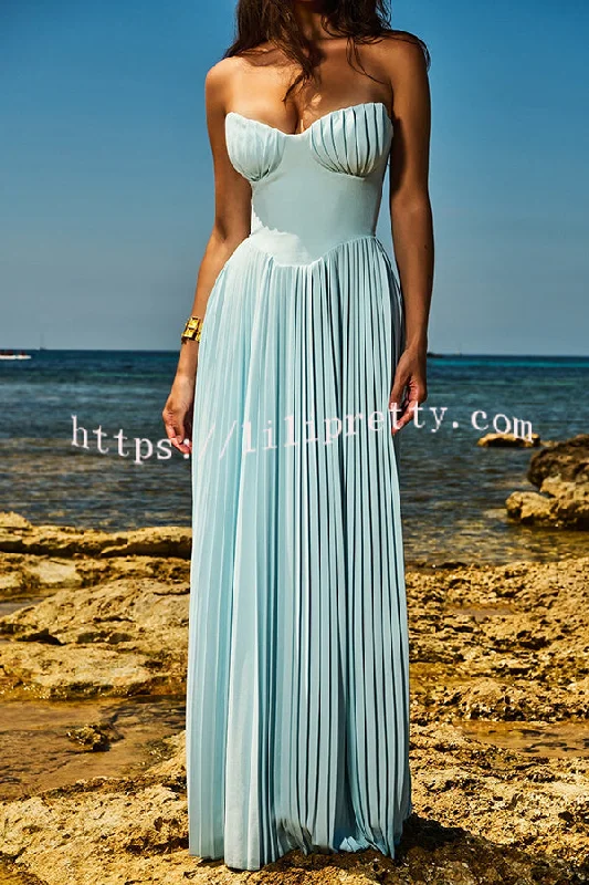 Romantic and Elegant Pleated Strapless Maxi Dress Chic Summer Maxi Dress