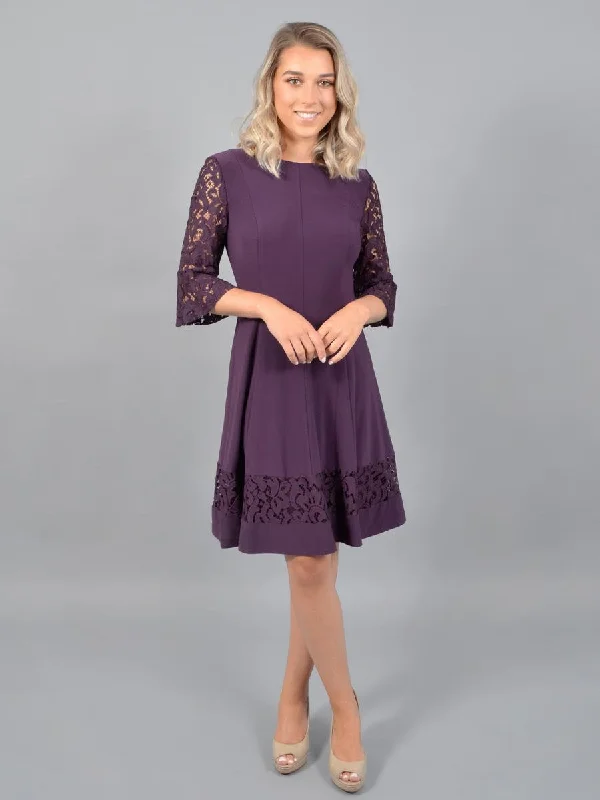 Jessica Howard - Lace Embroidered Jersey Dress JH9M3024SC