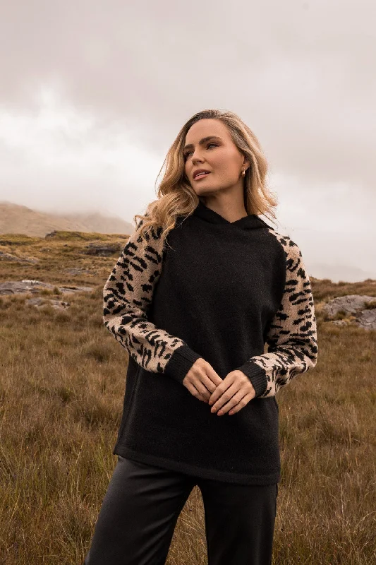 Animal Printed Knitted Hoodie Hoodie with Hem Contrast Bold Stylish