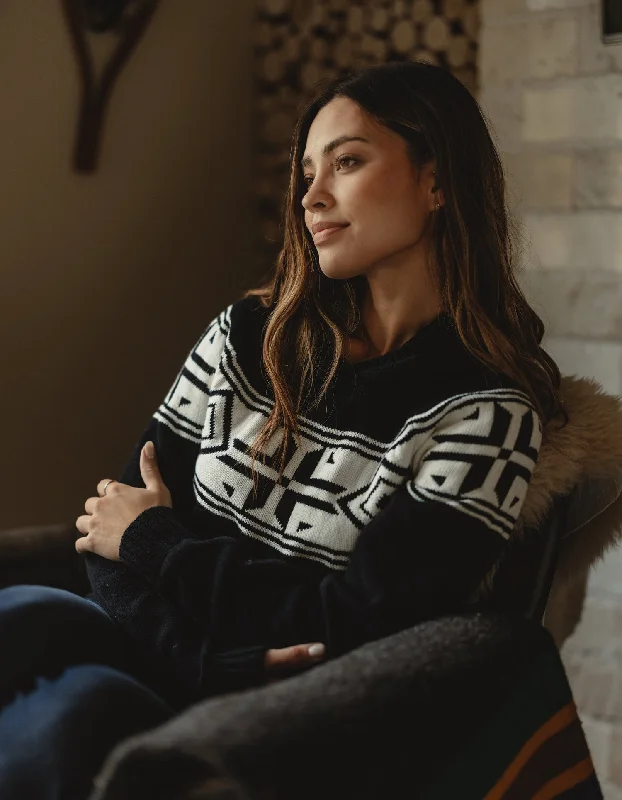 Fair Isle Surplice Hoodie in Black/White Hoodie with Cropped Fit Short Trendy