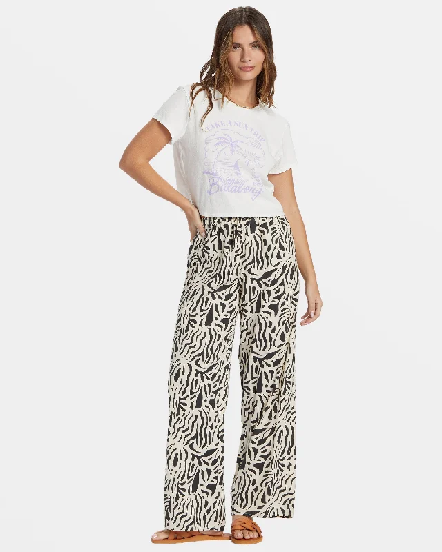 La Cala Printed Flared Pants - Black Sands Chic Capri Pants