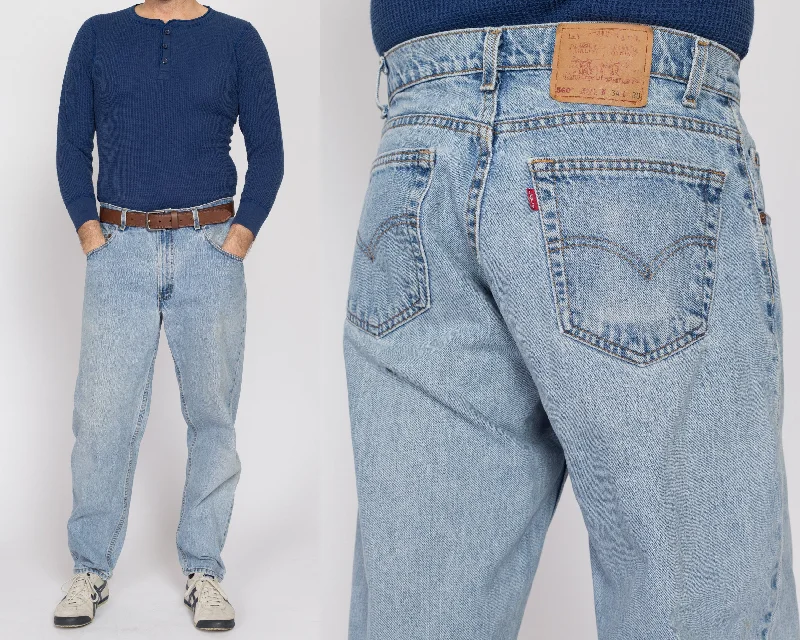 34x30 Vintage Levis 560 Made In USA Faded Light Wash Jeans Fashionable Relaxed Fit Denim 34x30 Vintage Levis 560 Made In USA Faded Light Wash Jeans Fashionable Relaxed Fit Denim