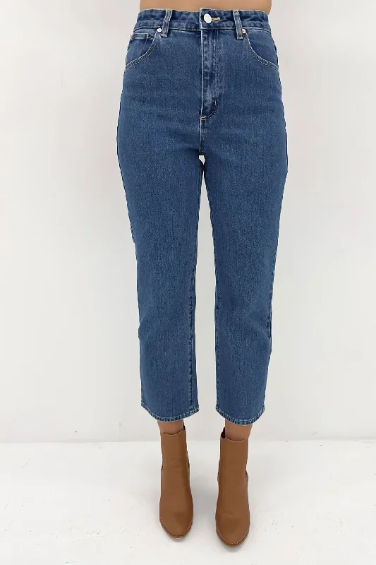 A Venice Straight Jean Kirin Comfortable Boyfriend Jeans