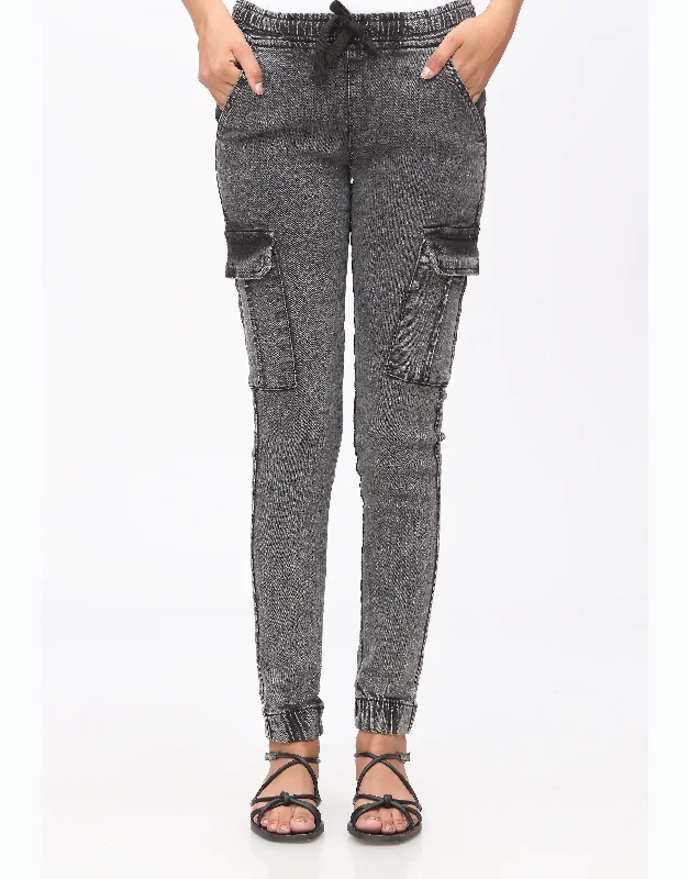 High Rise Skinny Jeans With Side Pockets in Charcoal Black Fashionable Bootcut Jeans High Rise Skinny Jeans With Side Pockets in Charcoal Black Fashionable Bootcut Jeans