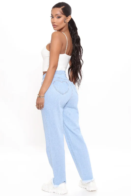 Follow Your Heart Non Stretch Mom Jeans - Light Blue Wash Trendy Pleated Waist Jeans