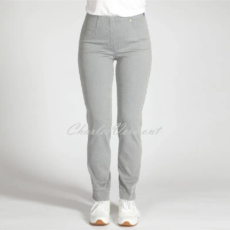 Robell Marie Full Length Jean 51639-5448-91 (Light Grey Denim) Cozy Wide-Legged Jeans